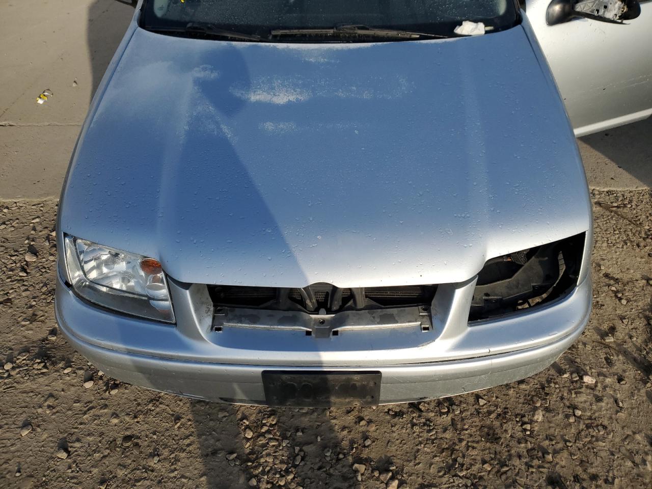 2002 Volkswagen Jetta - Image 11