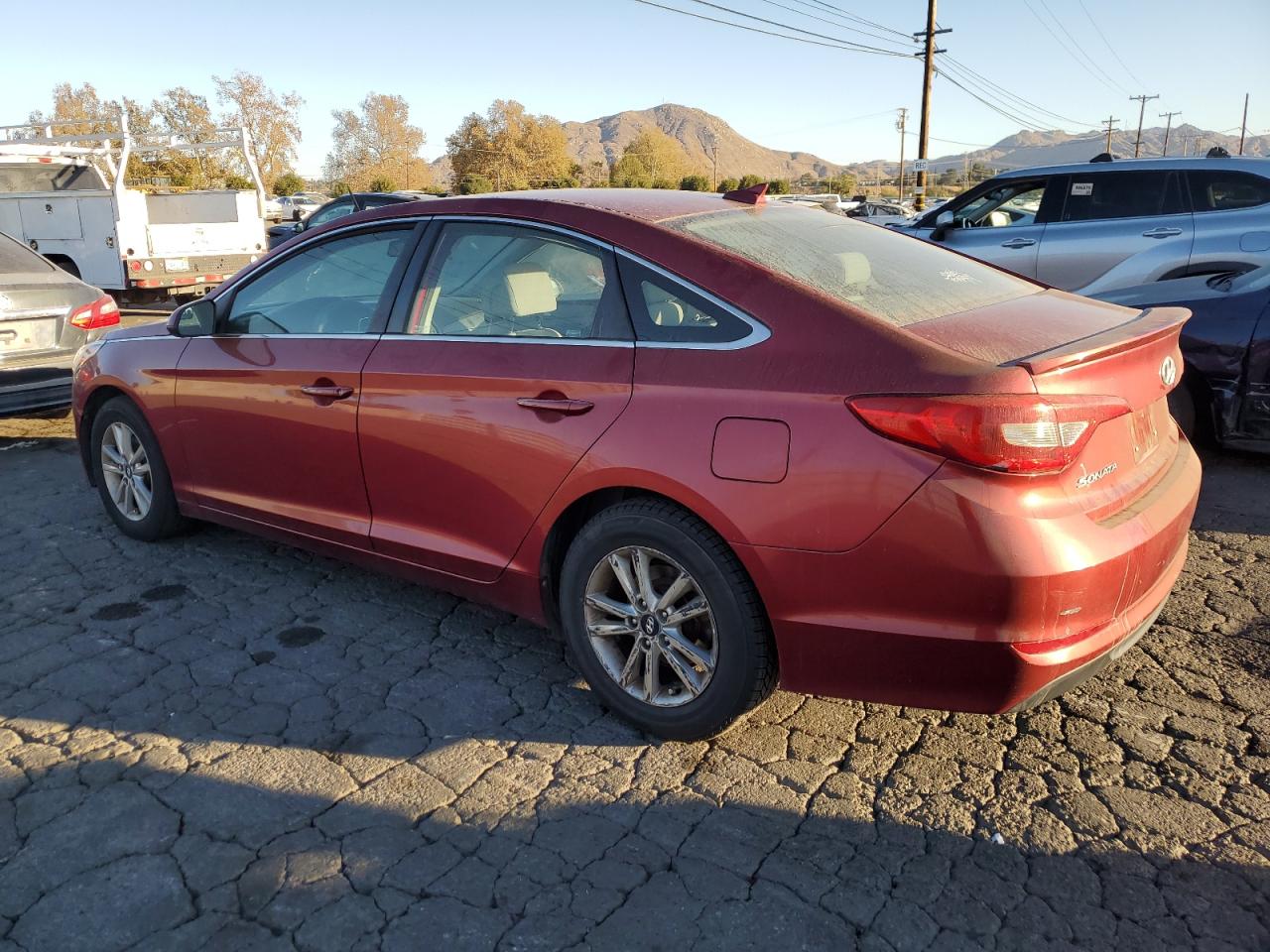 VIN 5NPE24AF7GH366240 2016 HYUNDAI SONATA no.2