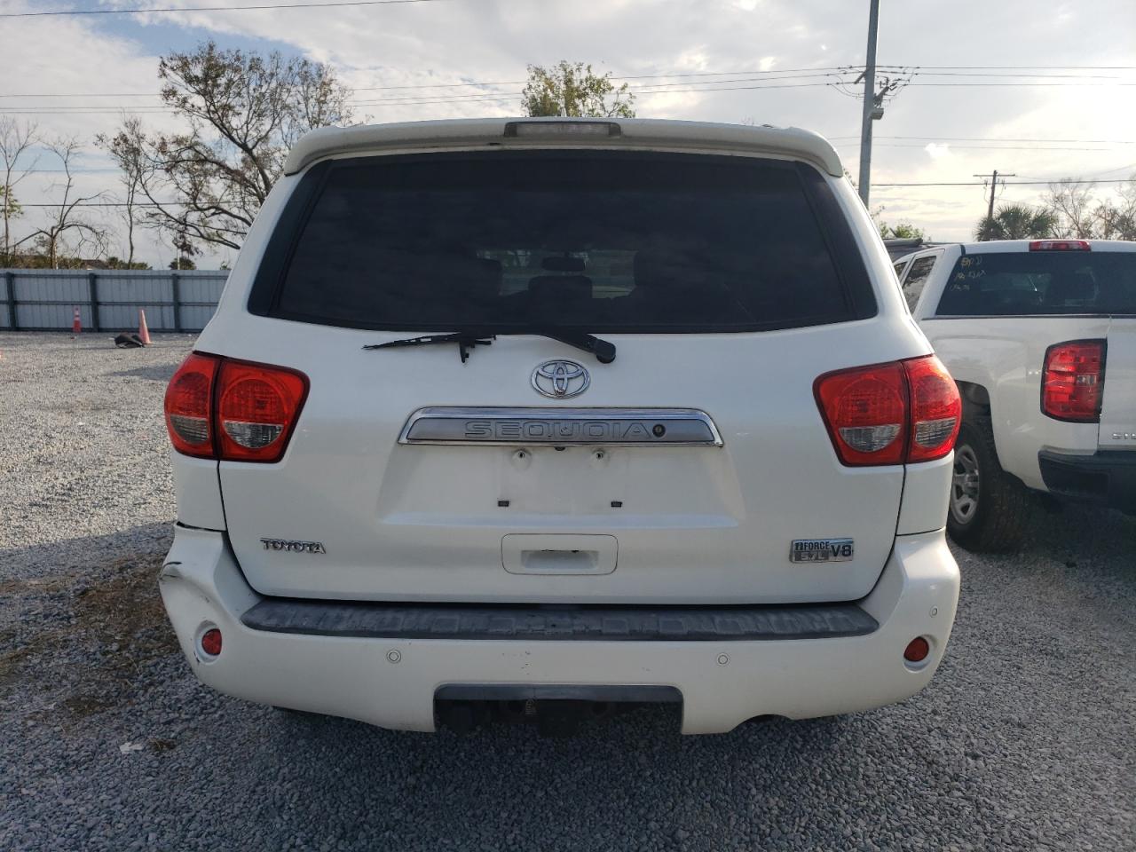 2010 Toyota Sequoia Platinum VIN: 5TDYY5G16AS024471 Lot: 86892494