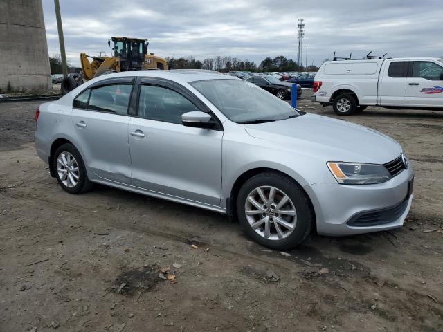 Sedans VOLKSWAGEN JETTA 2012 Silver