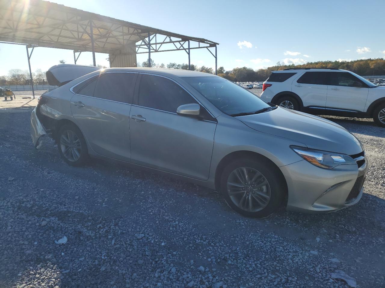 VIN 4T1BF1FK7HU387765 2017 TOYOTA CAMRY no.4