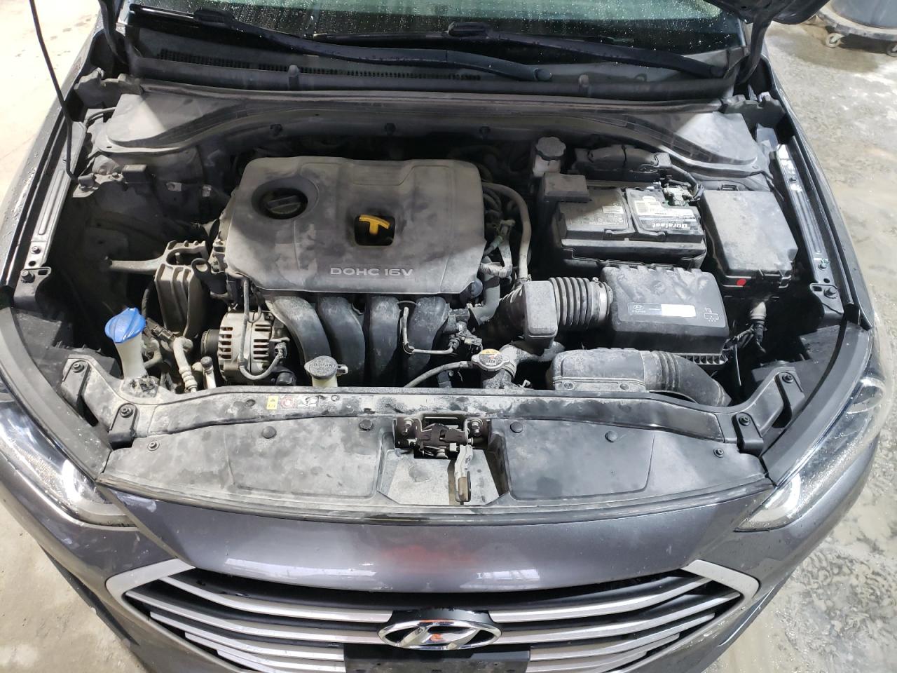 2018 Hyundai Elantra - Image 11