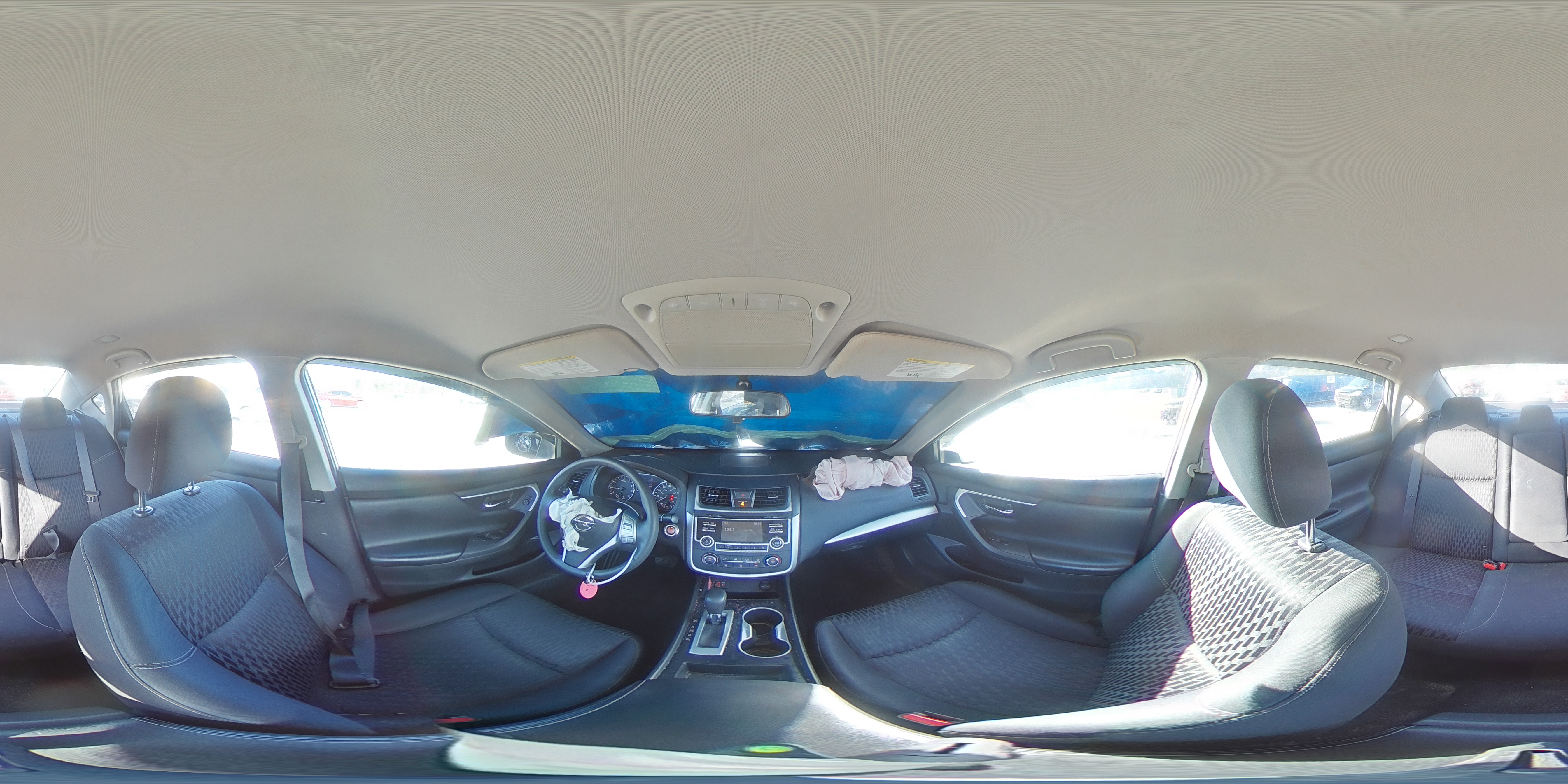 2017 Nissan Altima - Image 14