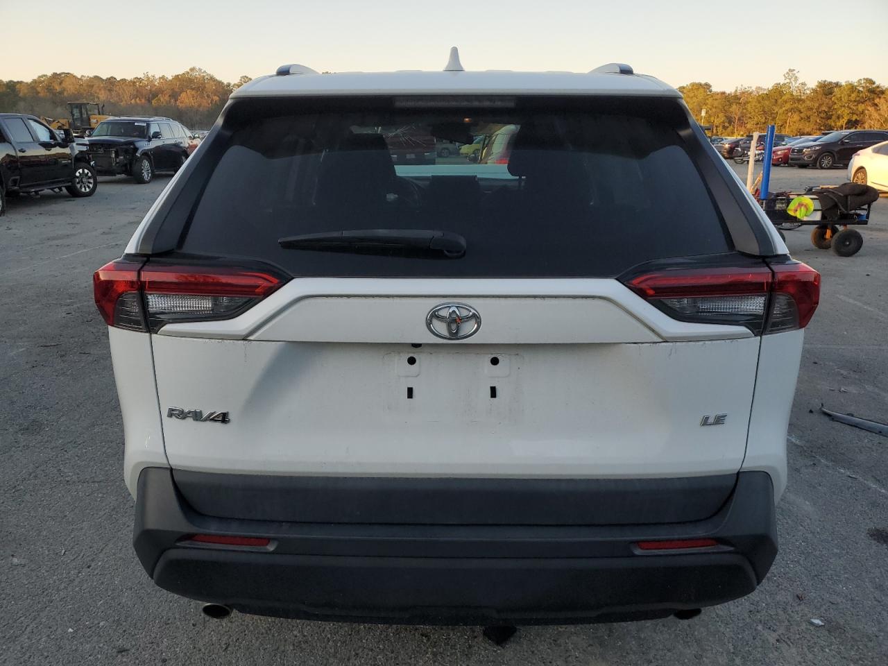2021 Toyota RAV 4 - Image 6