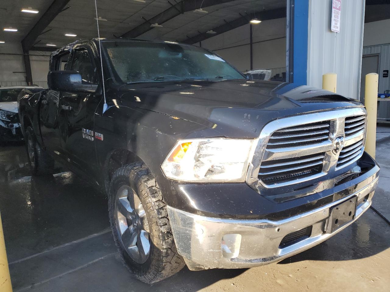 2014 RAM 1500 - Image 4