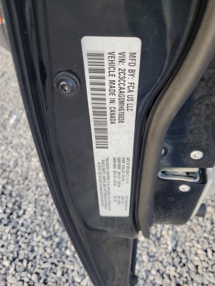 2021 Chrysler 300 - Image 12