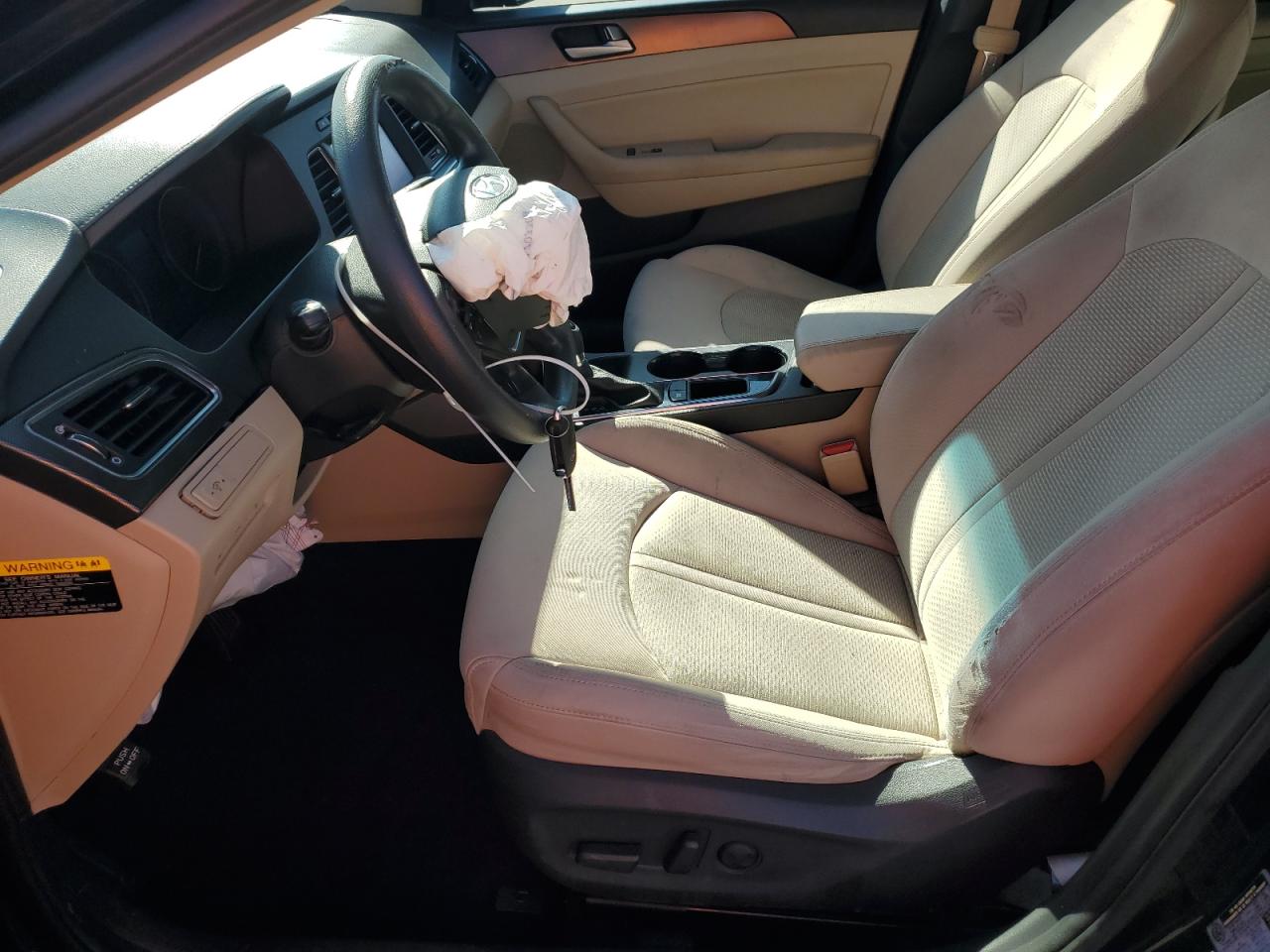 2017 Hyundai Sonata - Image 7
