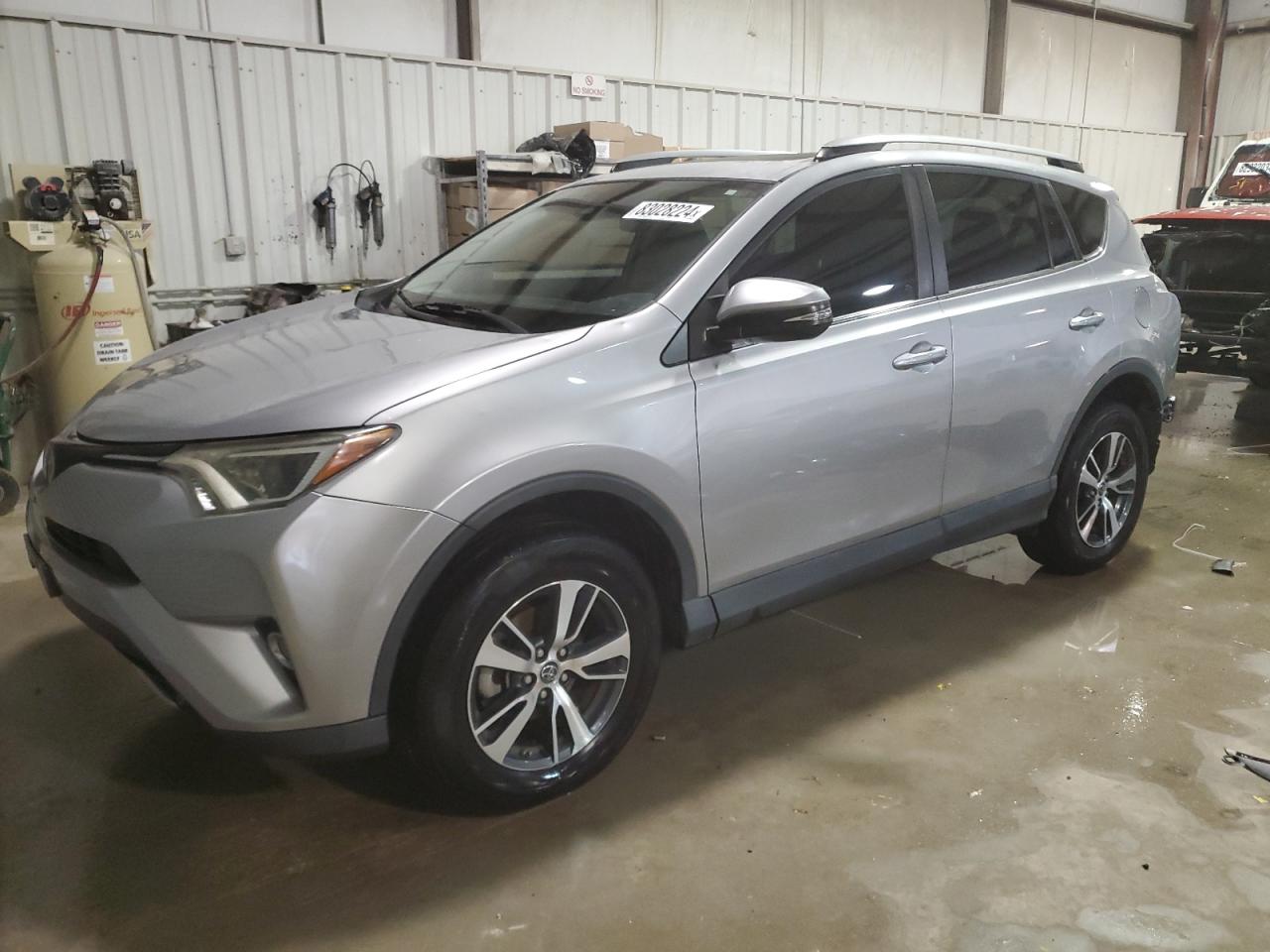 2018 Toyota RAV 4 - Image 1