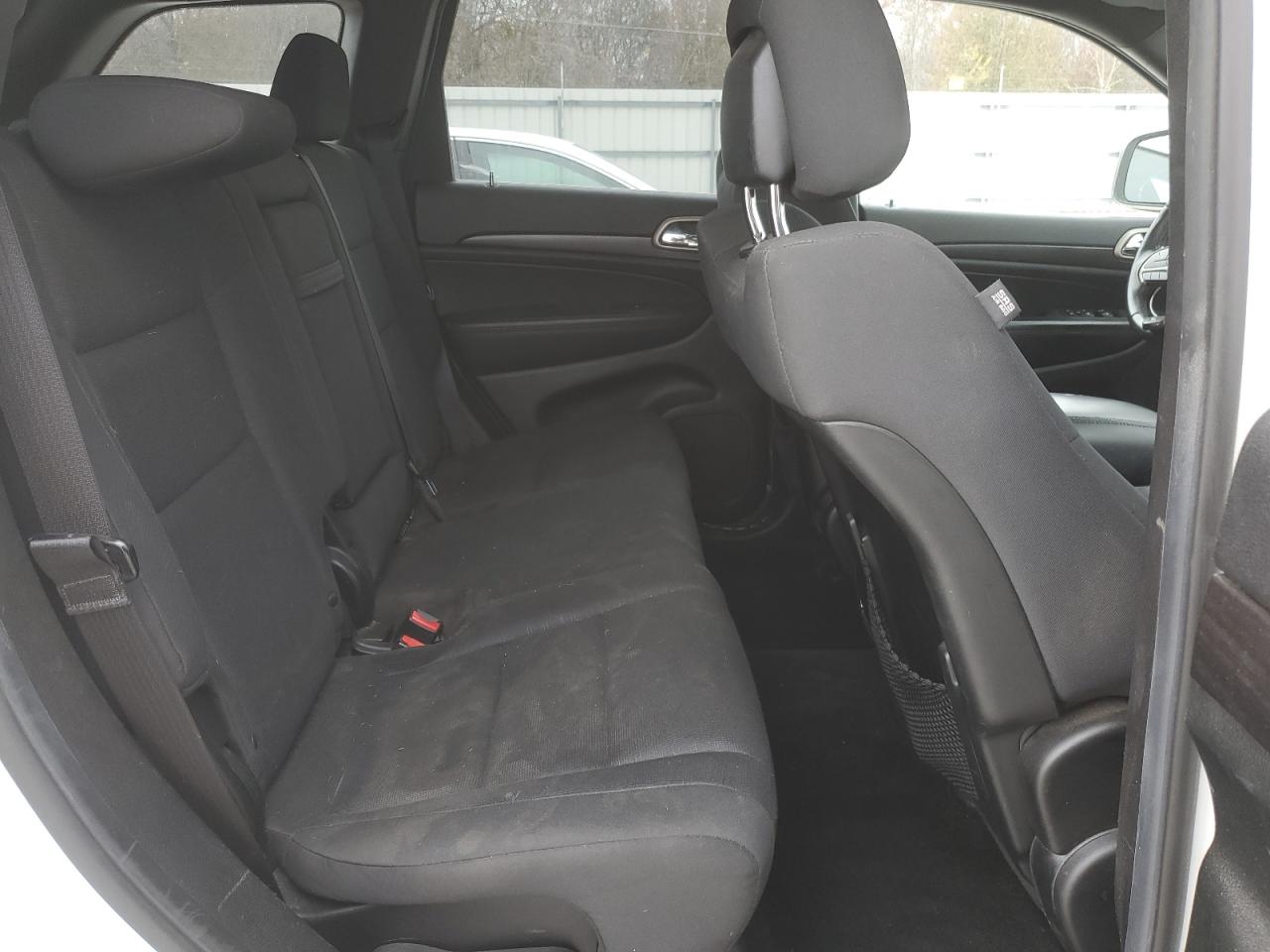 2014 Jeep Grand Cherokee - Image 11