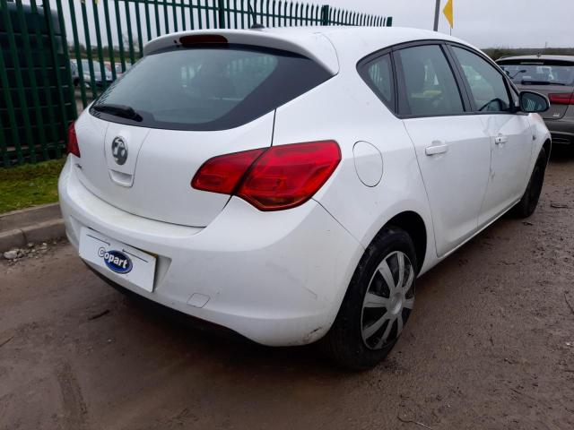 2011 VAUXHALL ASTRA EXCL