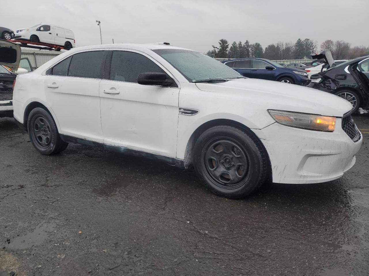 2014 Ford Taurus - Image 4