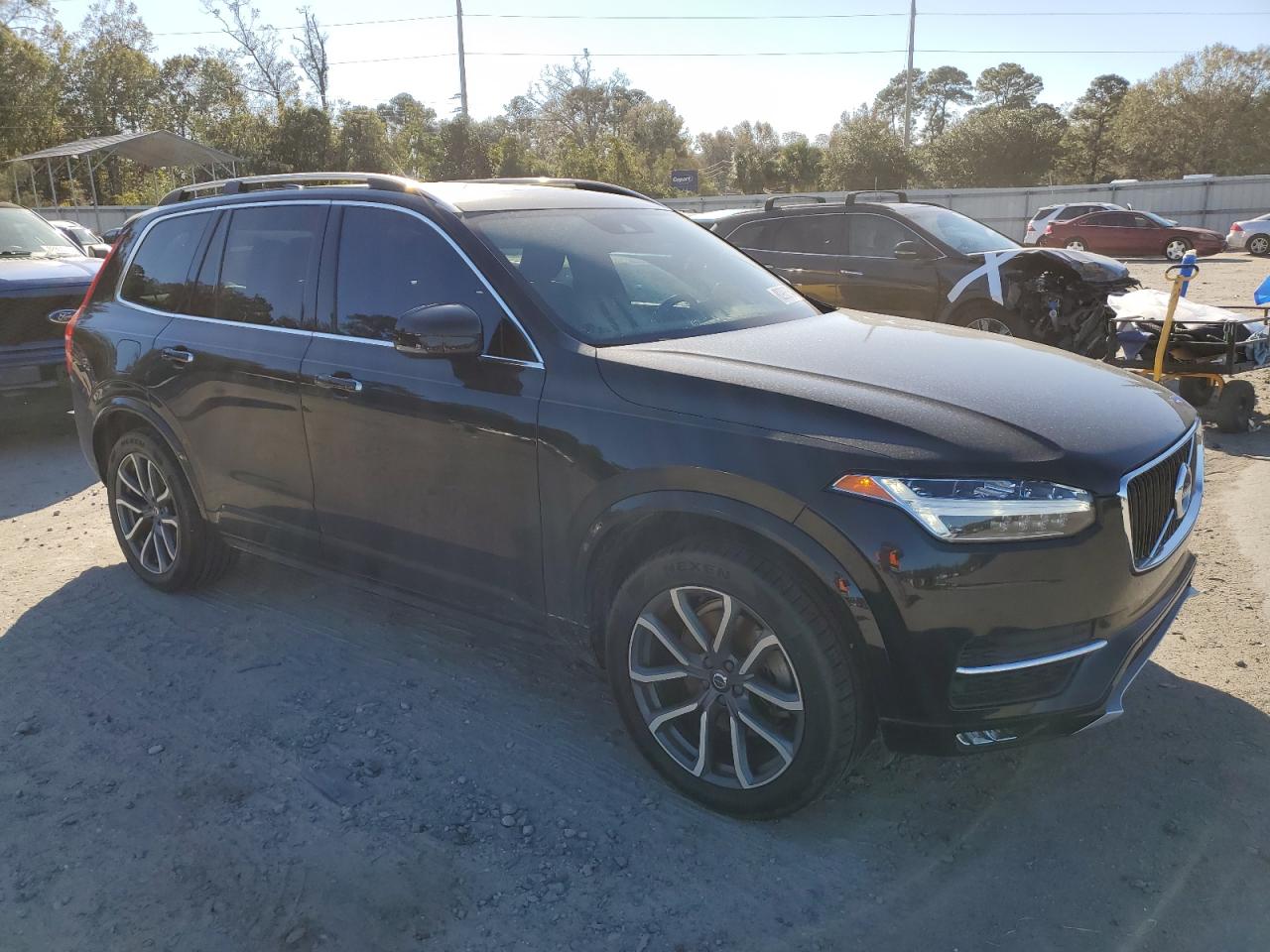 VIN YV4102CK0K1427945 2019 VOLVO XC90 no.4