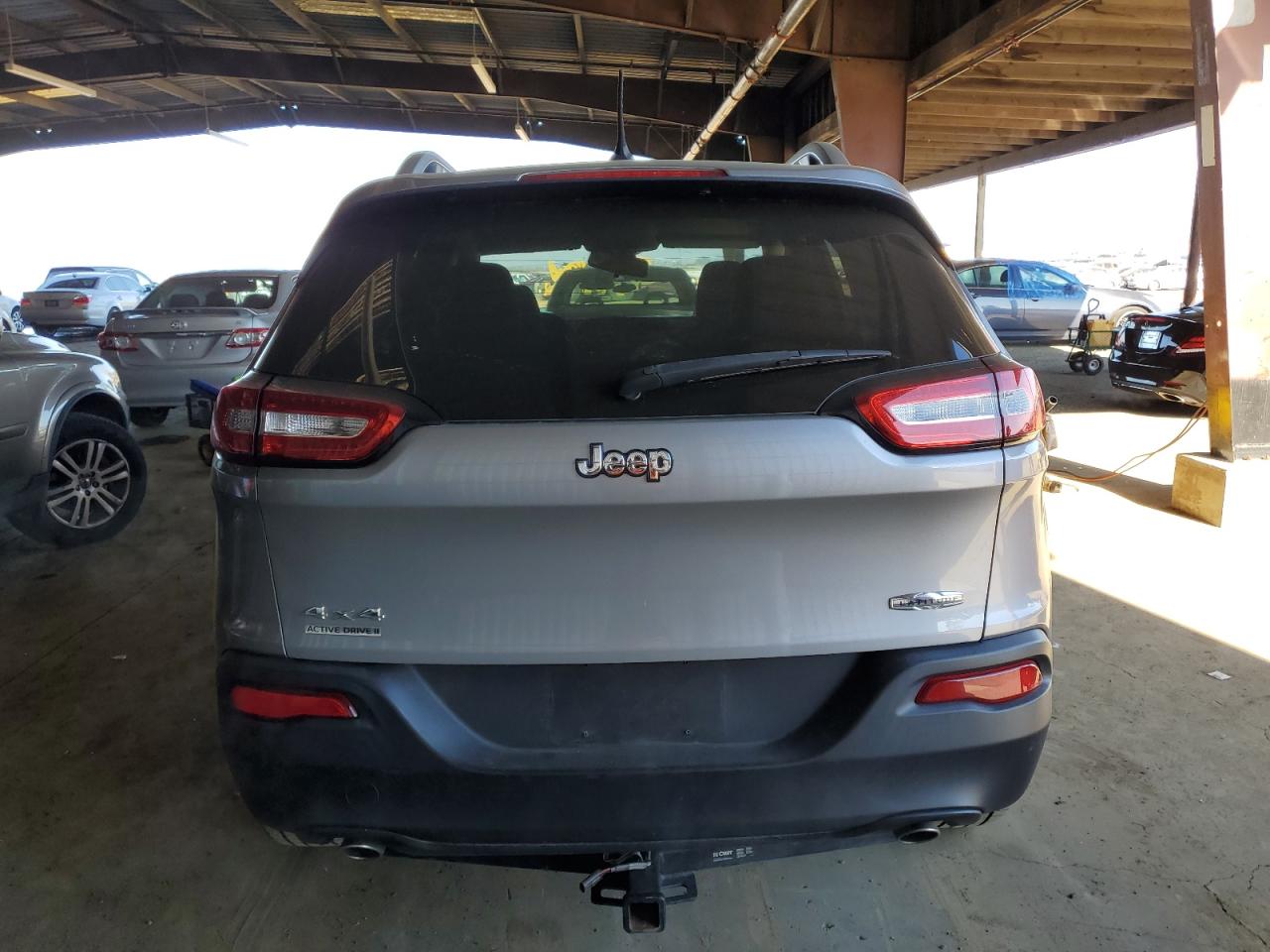 2014 Jeep Grand Cherokee - Image 6