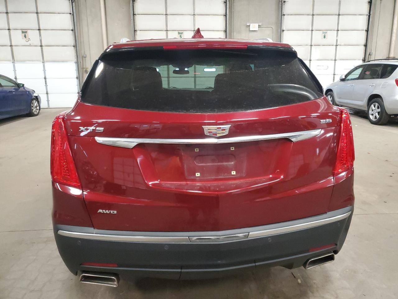 VIN 1GYKNDRS4HZ298804 2017 CADILLAC XT5 no.6