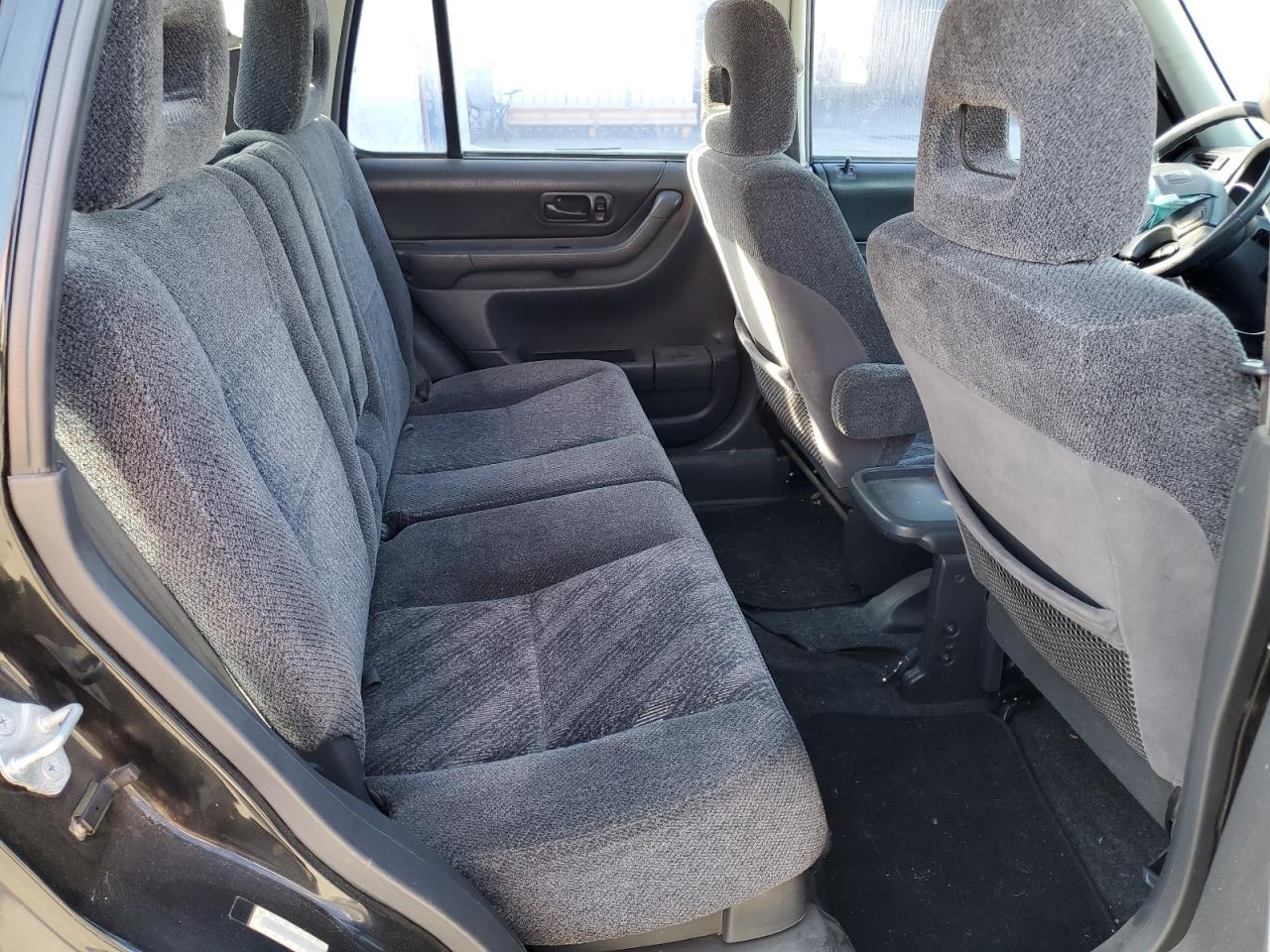 2000 Honda Cr-V Lx VIN: JHLRD2848YC006656 Lot: 84562074