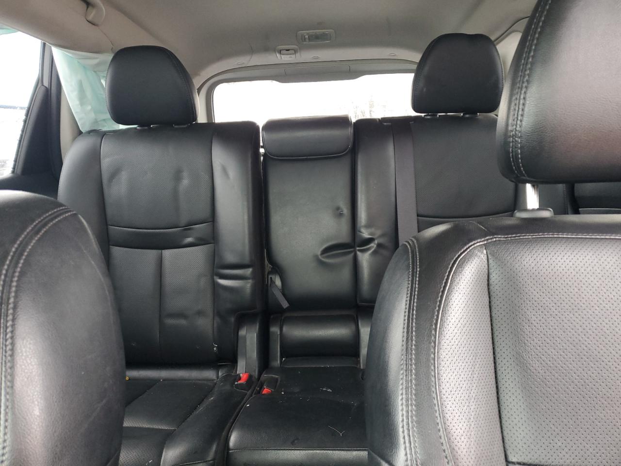 2018 Nissan Rogue - Image 10