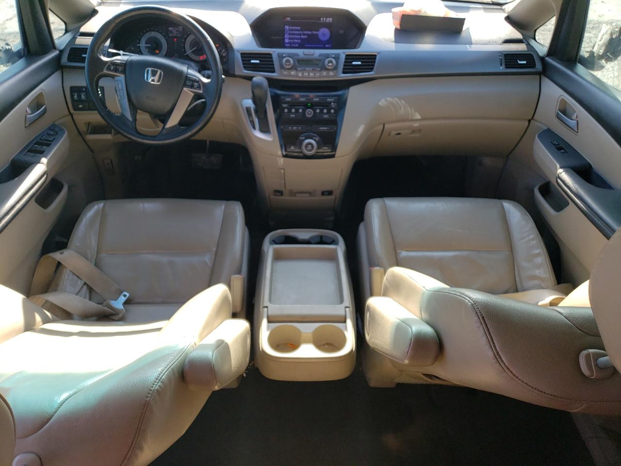 2012 Honda Odyssey - Image 8