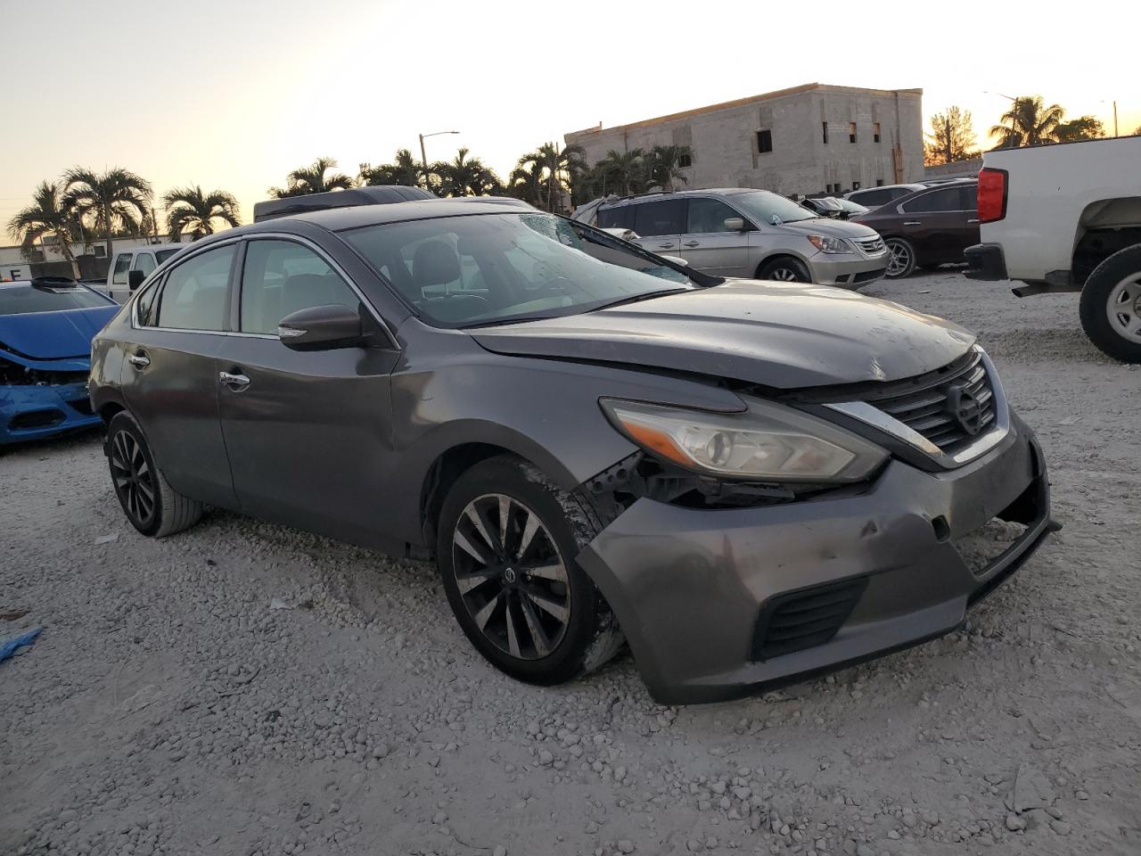 2018 Nissan Altima - Image 4