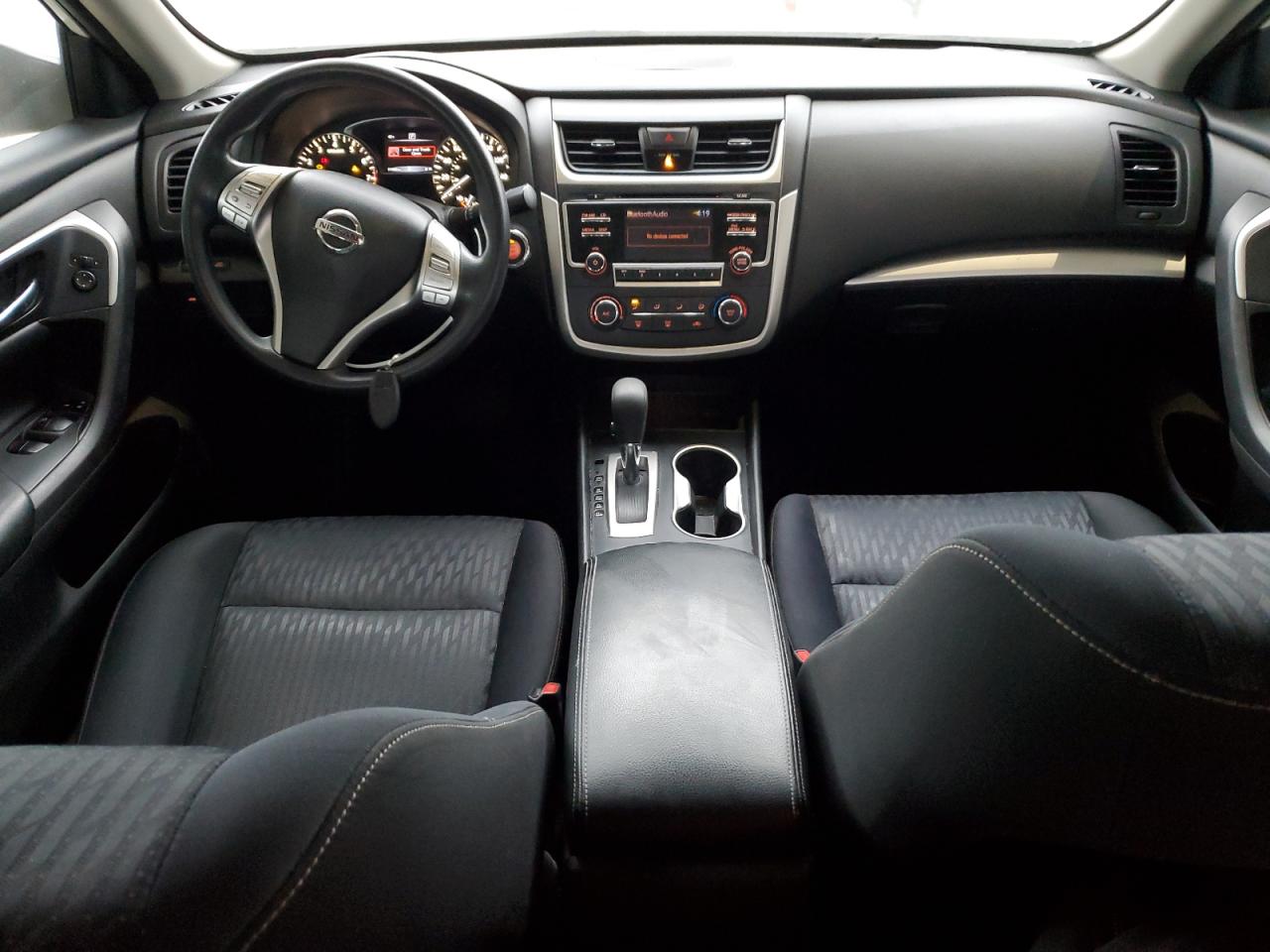 2018 Nissan Altima - Image 8