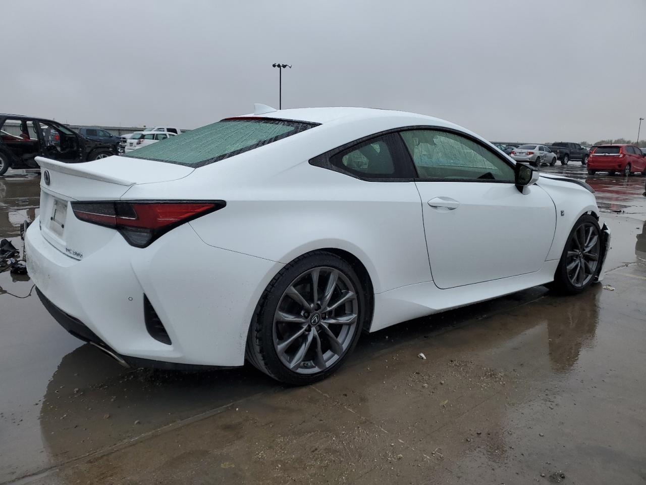 2020 Lexus RC - Image 3