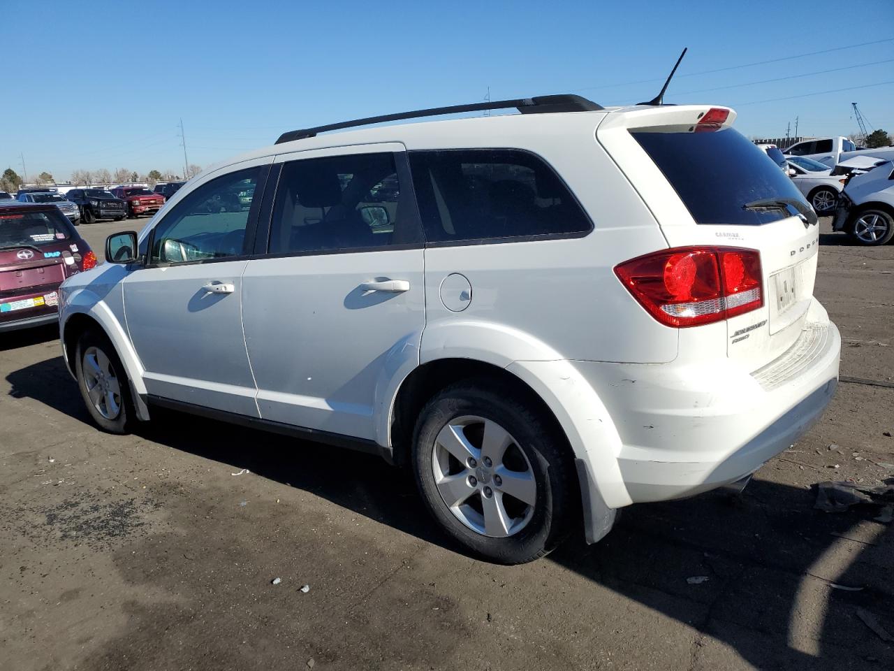 2015 Dodge Journey - Image 2