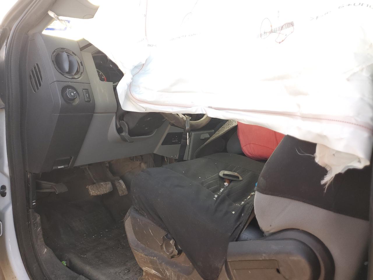 2012 Ford F250 - Image 7