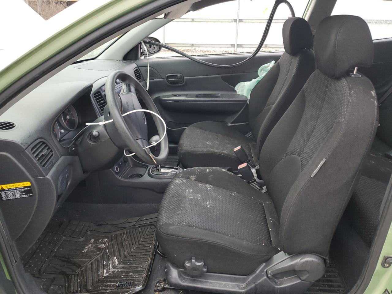 2009 Hyundai Accent - Image 7