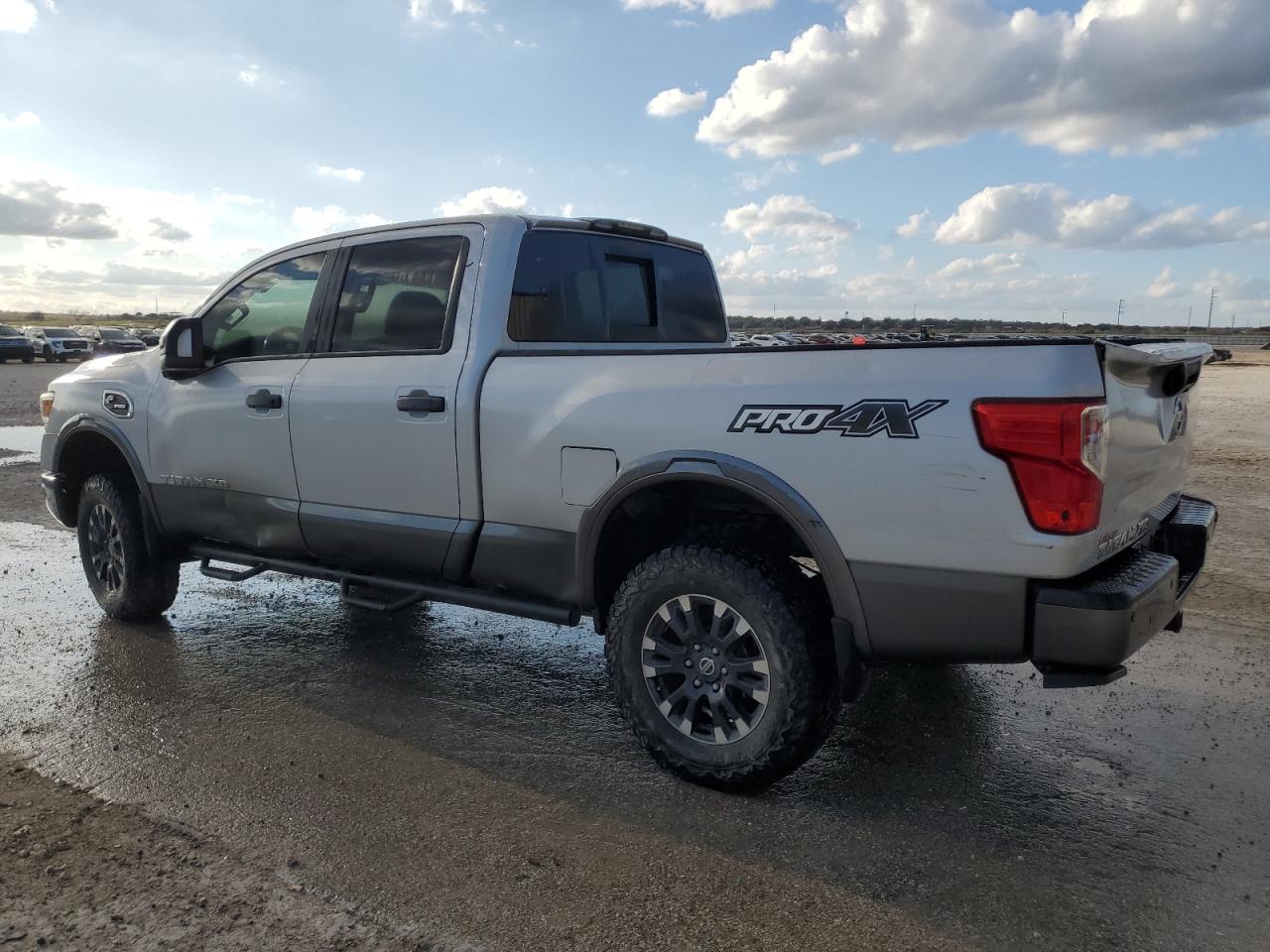 2017 Nissan Titan Xd Sl VIN: 1N6BA1F42HN550043 Lot: 86236744