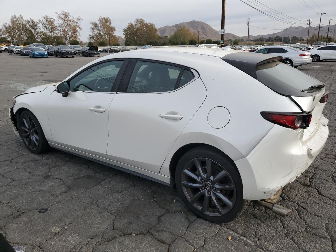2019 Mazda 3 - Image 2