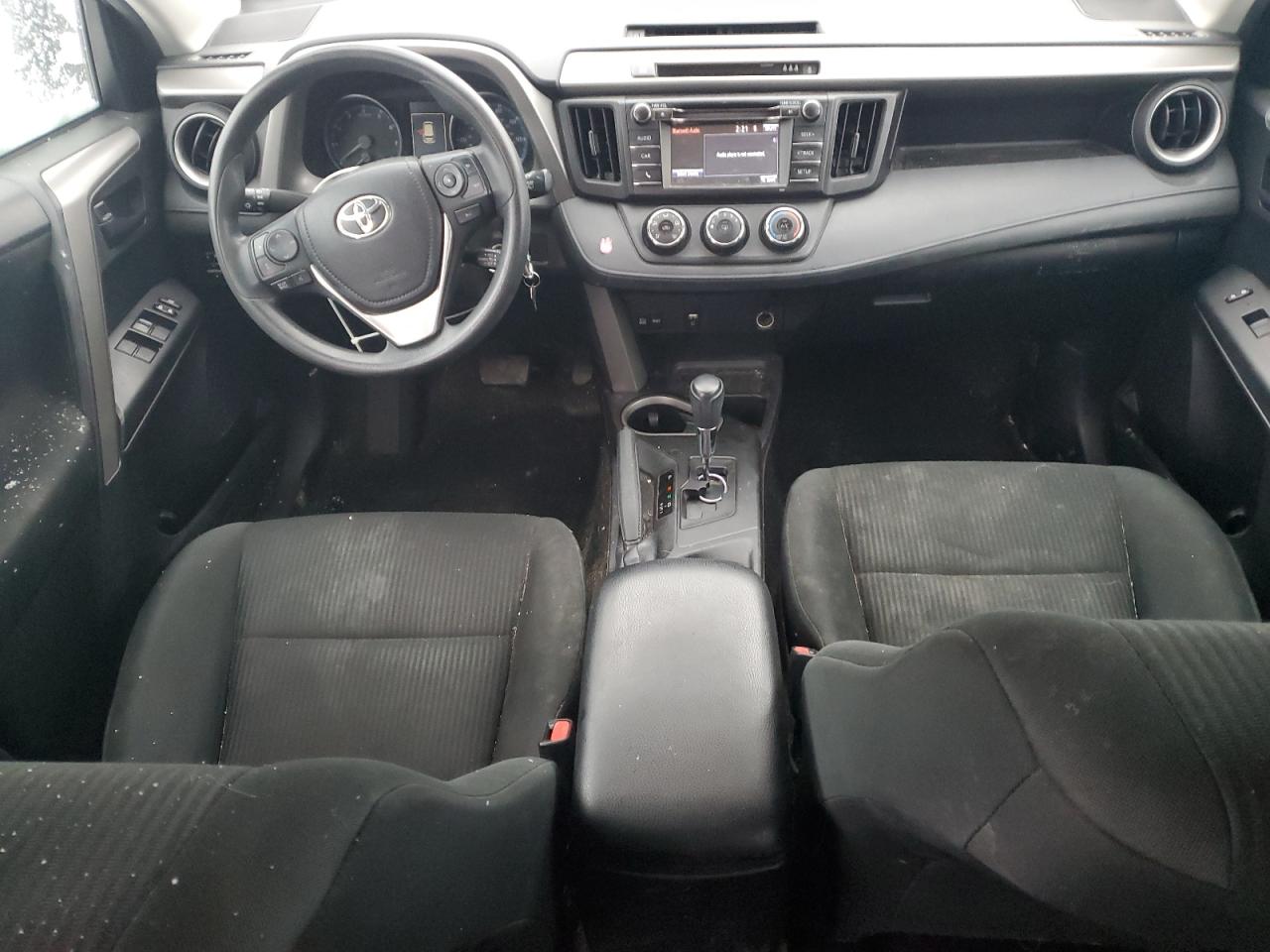 2018 Toyota RAV 4 - Image 8