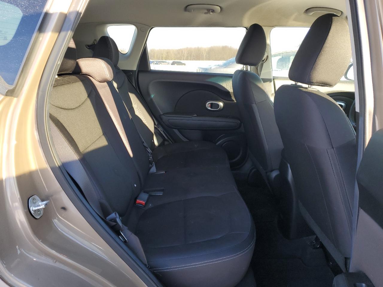 2015 Kia Soul - Image 11