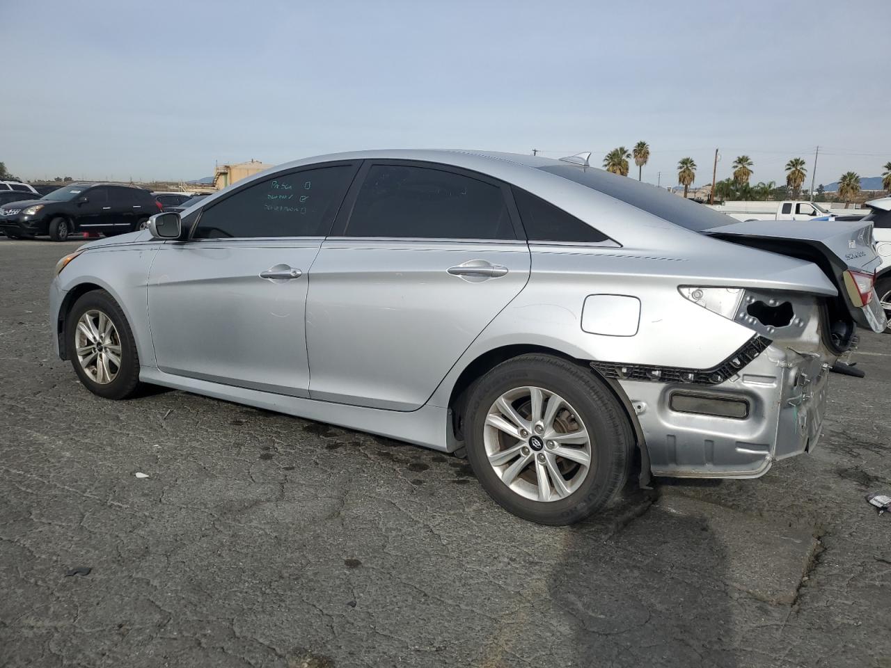 2014 Hyundai Sonata - Image 2