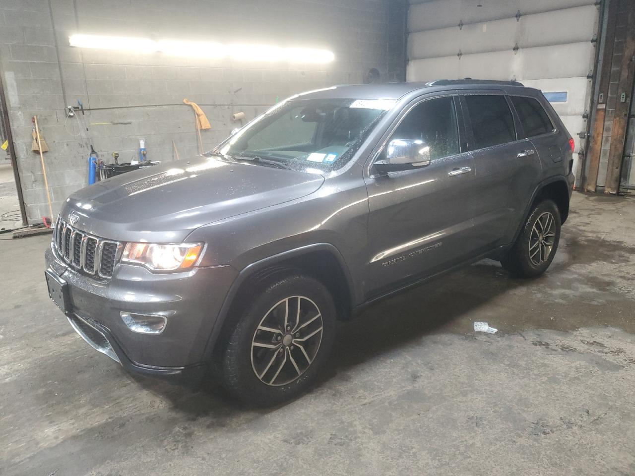 2018 Jeep Grand Cherokee - Image 1