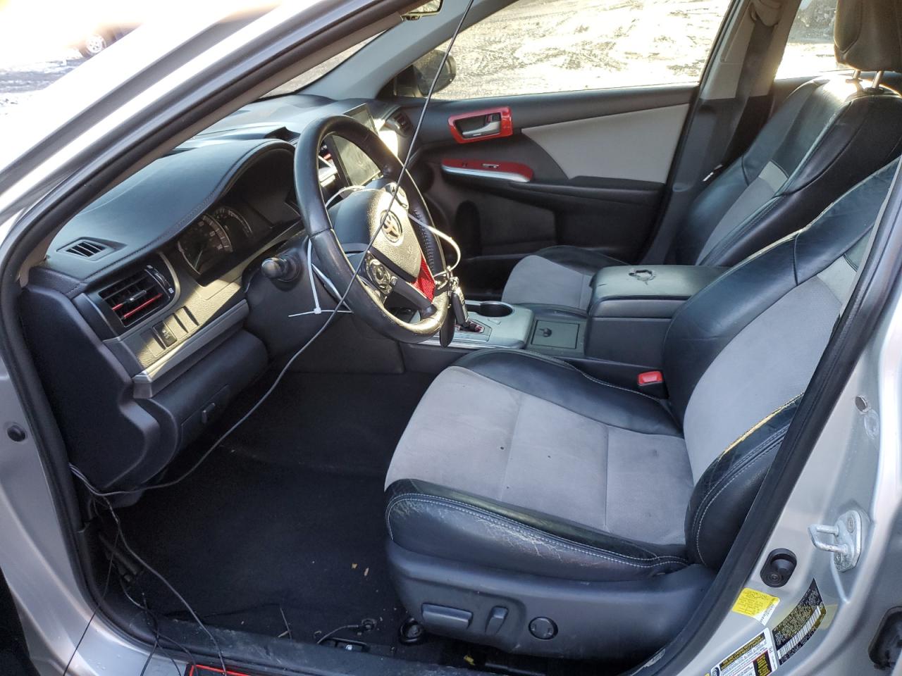 2012 Toyota Camry - Image 7