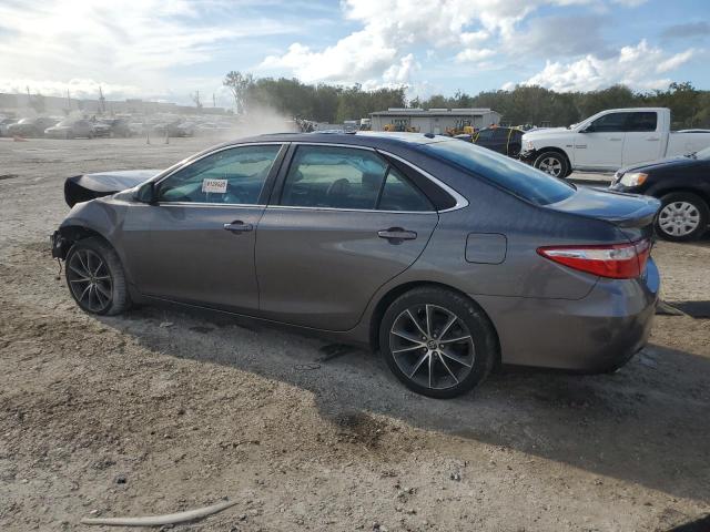  TOYOTA CAMRY 2016 Szary