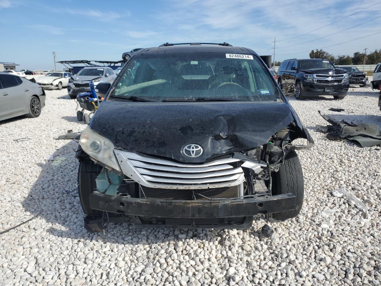 2014 Toyota Sienna - Image 5