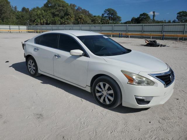  NISSAN ALTIMA 2015 Белы