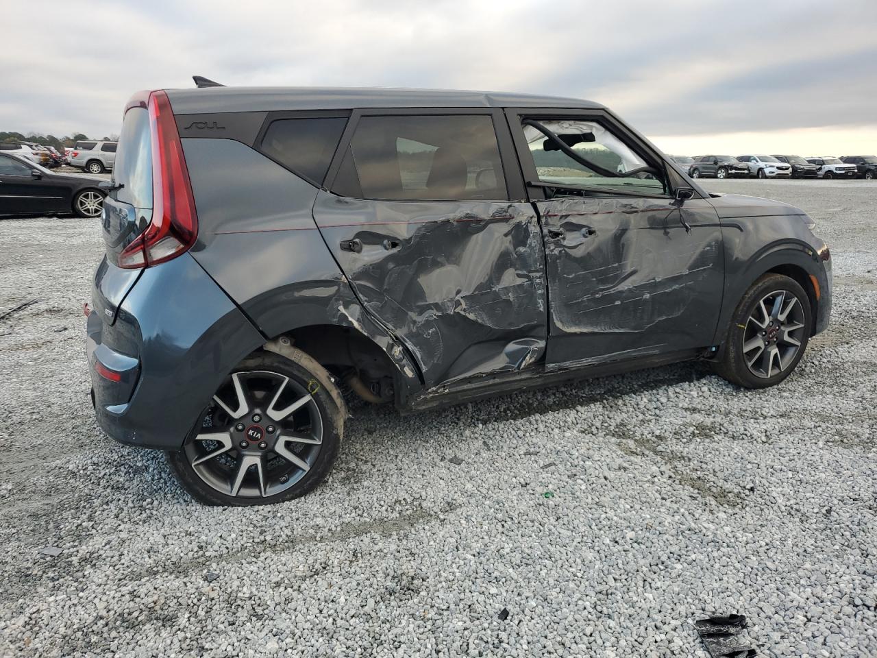 2021 Kia Soul - Image 3