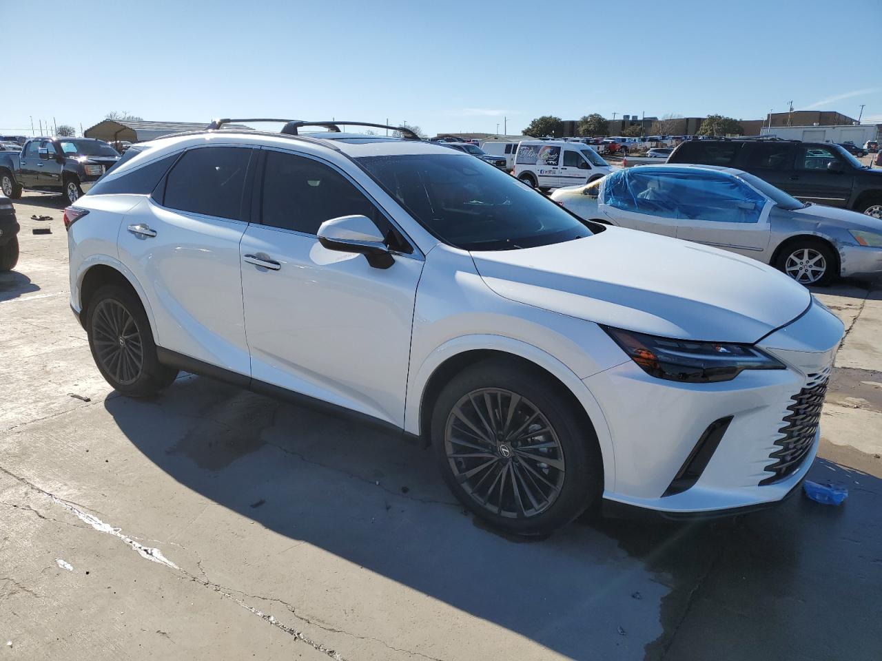 2024 Lexus RX - Image 4
