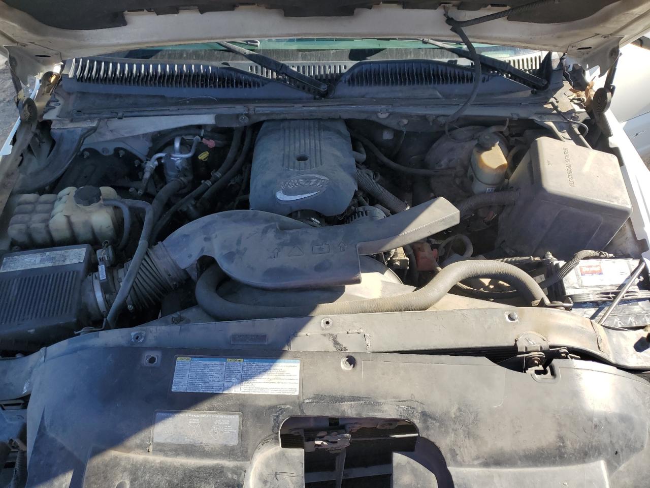 2002 Chevrolet Avalanche C1500 VIN: 3GNEC13T02G143299 Lot: 64387255
