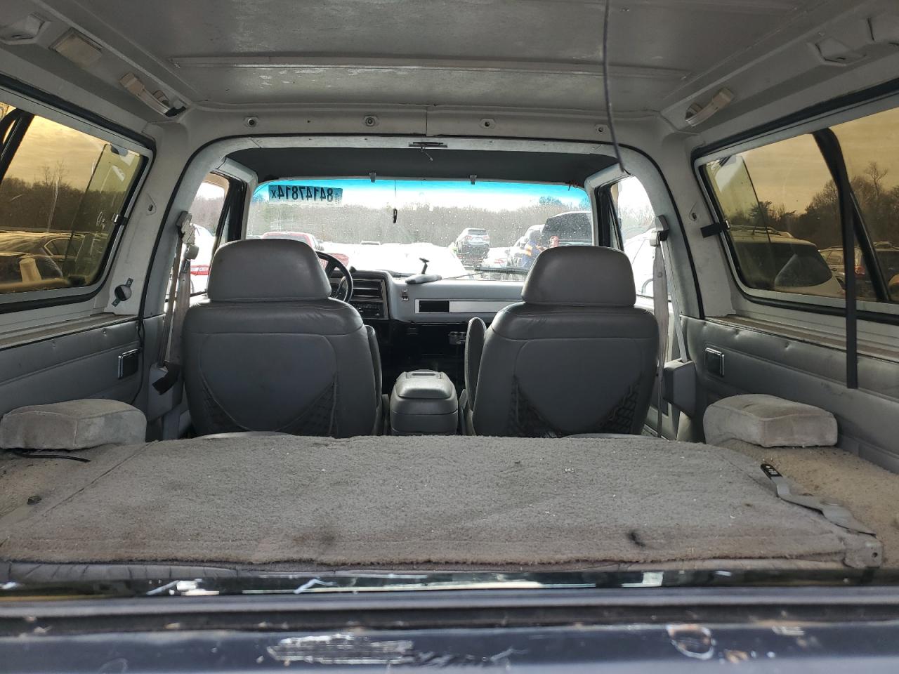 1991 GMC Jimmy V15 VIN: 1GKEV18K9MF501270 Lot: 84147814