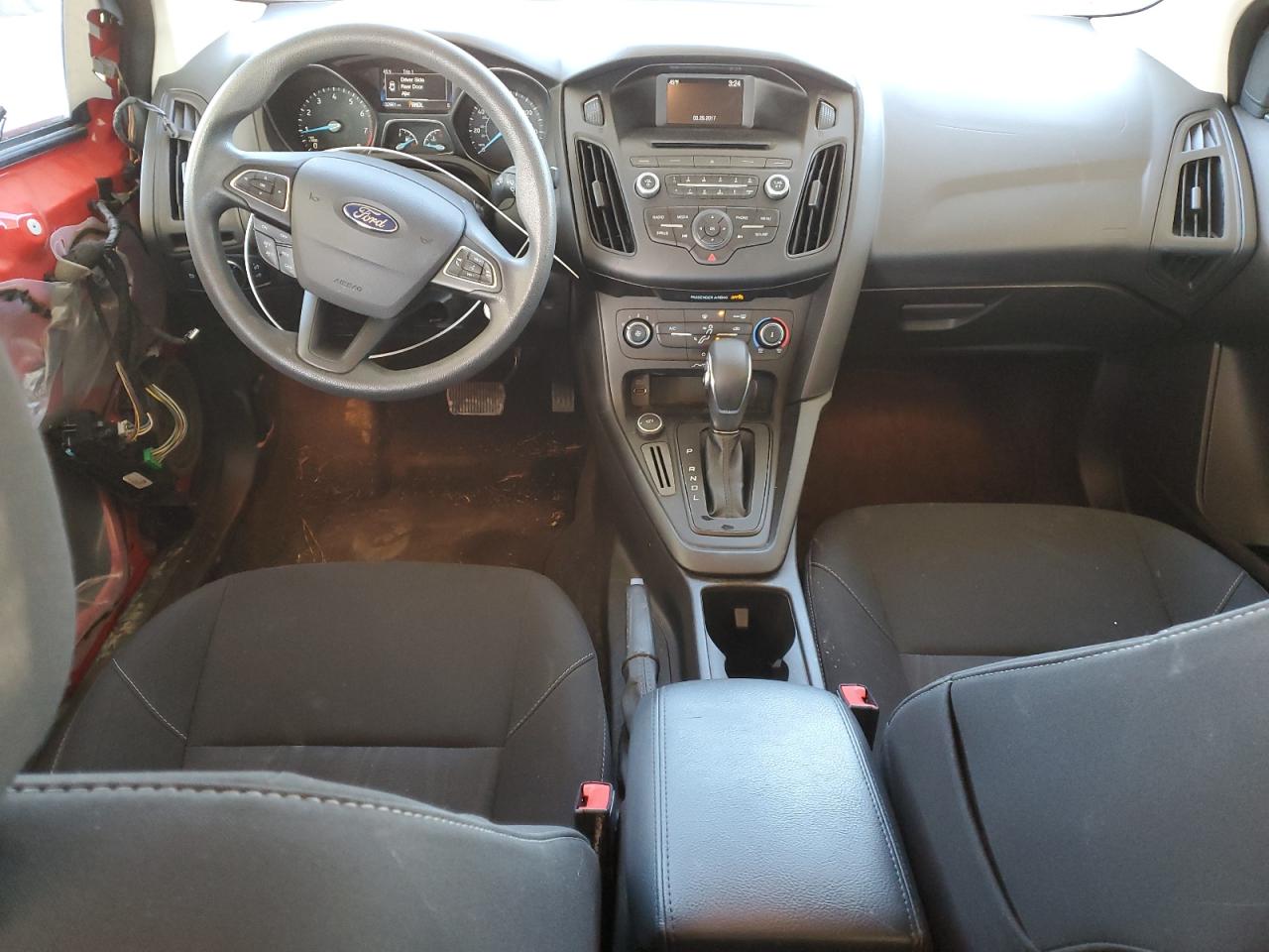 2017 Ford Focus - Image 8