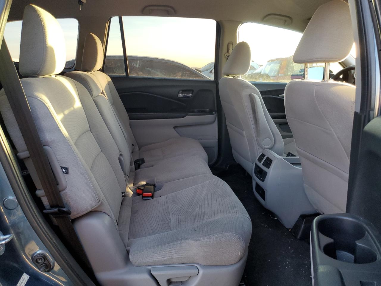 2016 Honda Pilot - Image 11