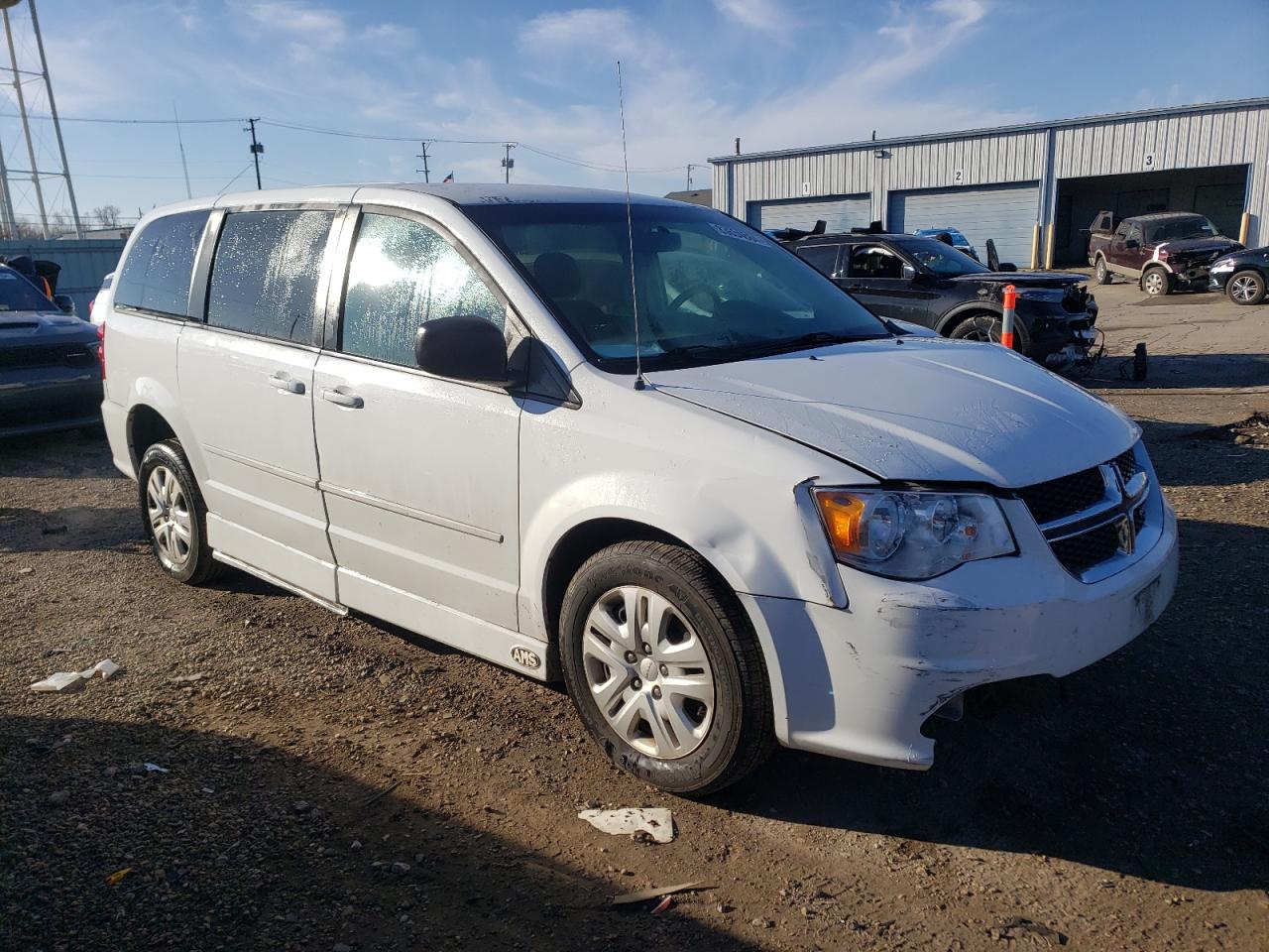 VIN 2C4RDGBG9GR124055 2016 DODGE CARAVAN no.4