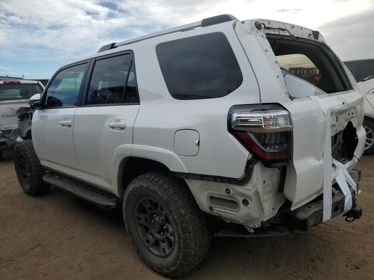 VIN JTEBU5JR7G5343968 2016 TOYOTA 4RUNNER no.2