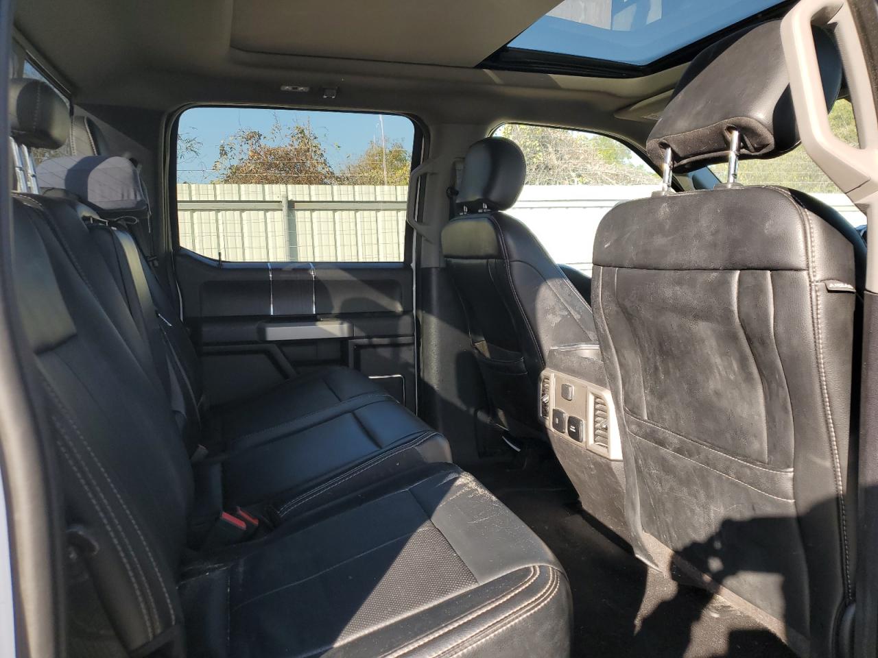 2020 Ford F250 - Image 10