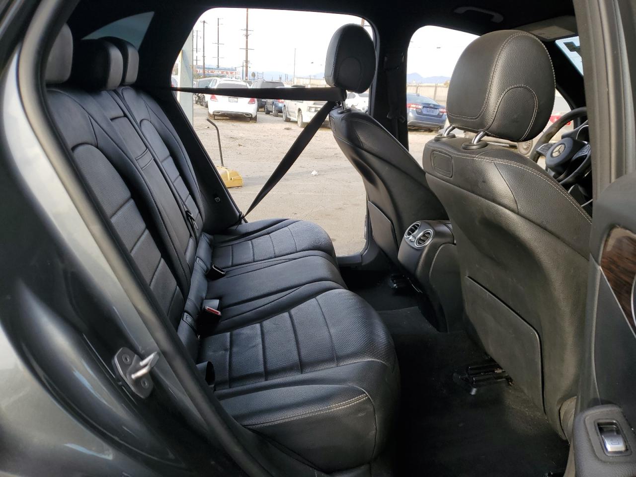 2018 Mercedes-Benz GLC - Image 12