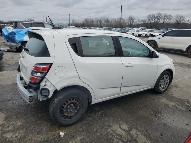 Hatchbacks CHEVROLET SONIC 2017 Biały