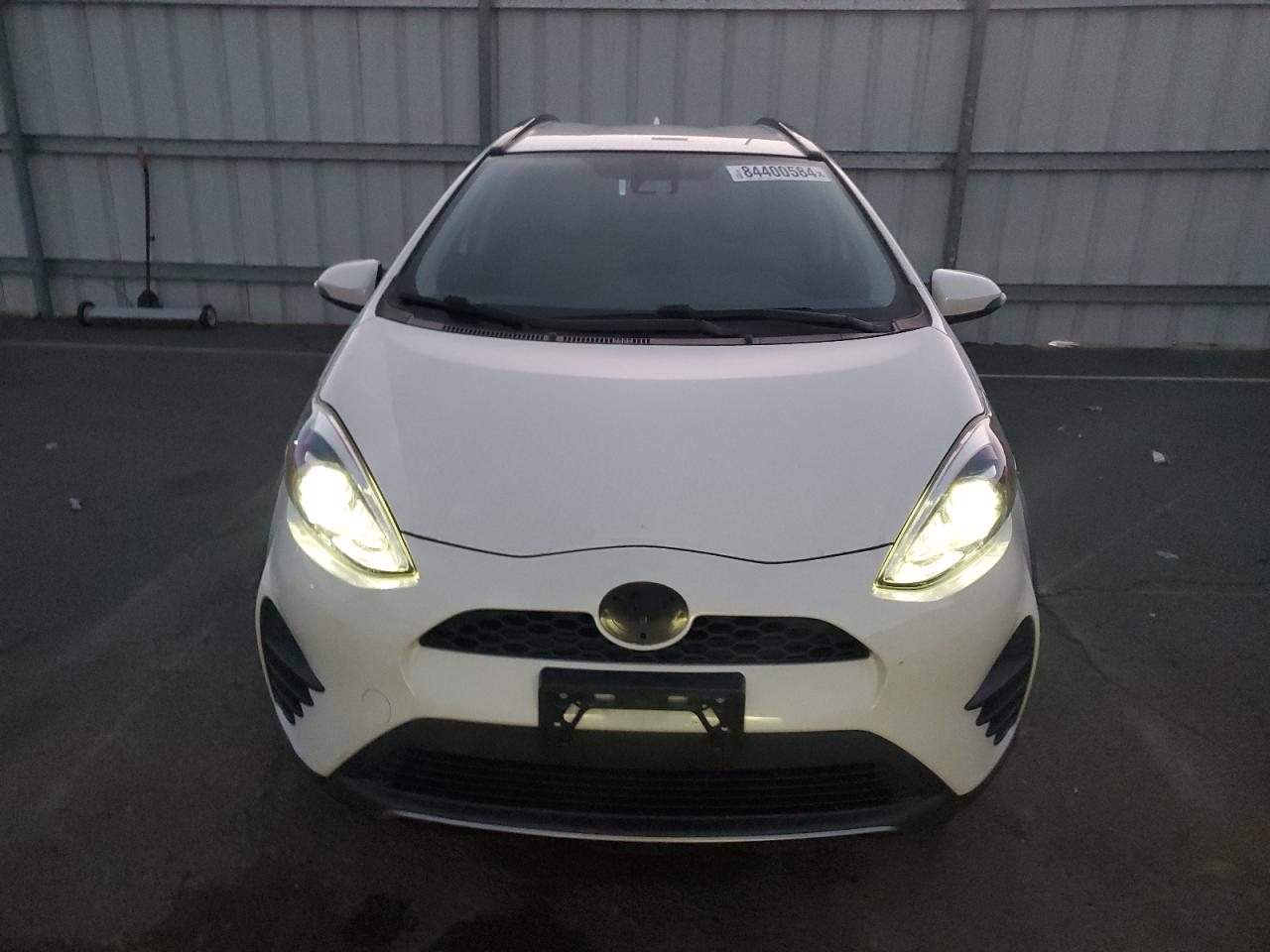 VIN JTDKDTB31J1604626 2018 TOYOTA PRIUS no.5