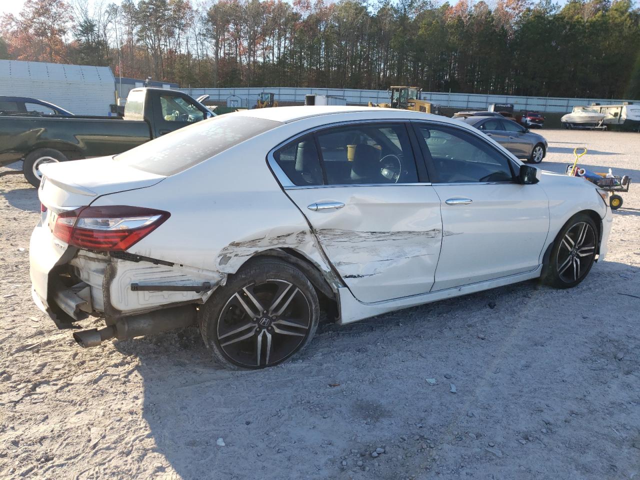 2017 Honda Accord - Image 3